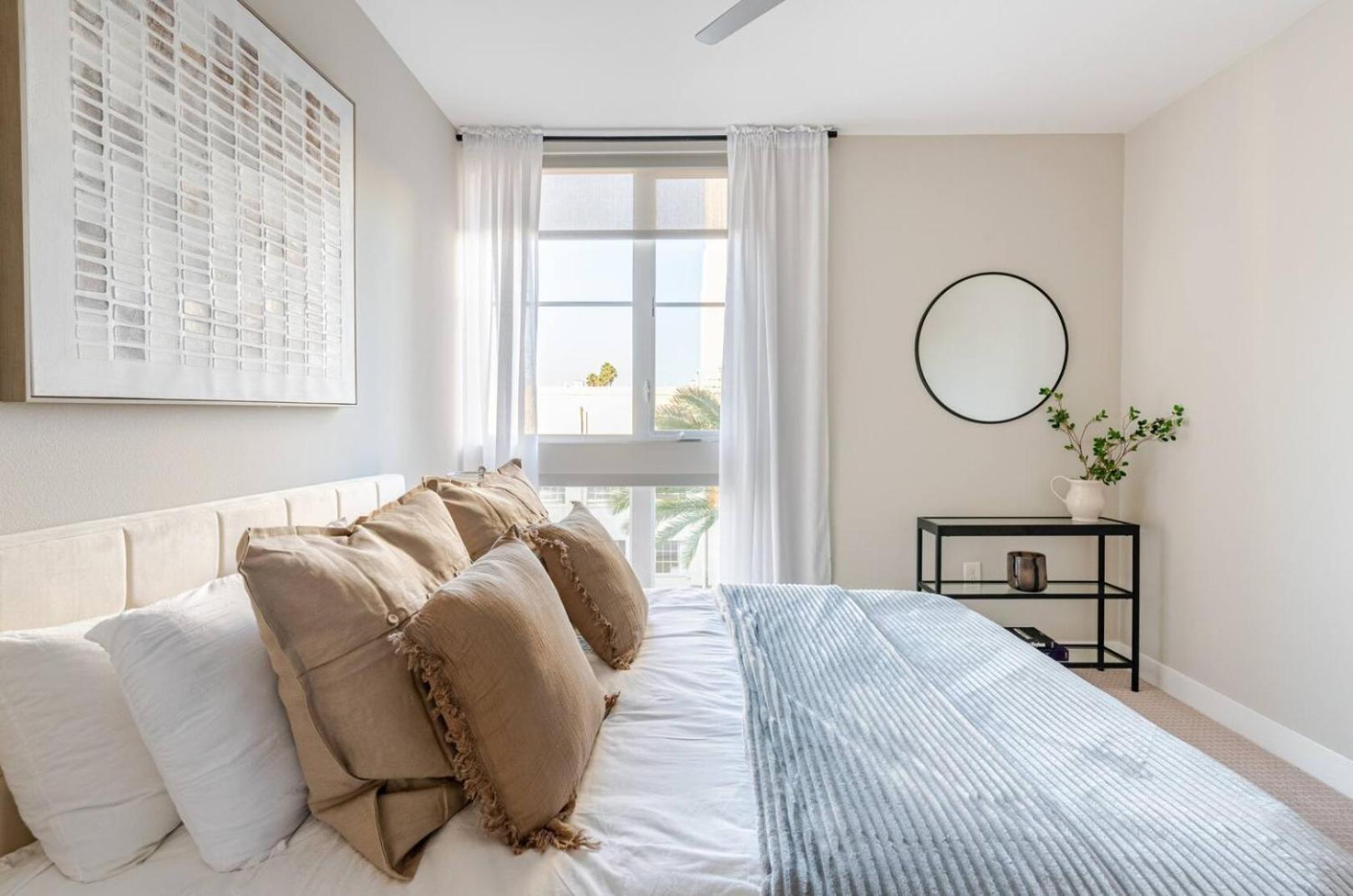 West Hollywood 2bdr Appartement *